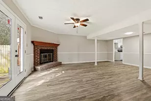 155 Williamsburg Way, Fayetteville, GA 30214 - Photo 2