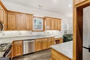 1444 Lakeview E Dr SE, Atlanta, GA 30316 - Photo 14