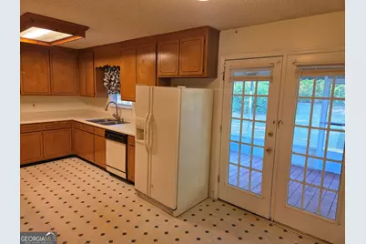 213 Lancelot Lane, Dublin, GA 31021 - Photo 6