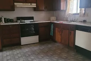 7977 Flanders Ct, Jonesboro, GA 30238 - Photo 4