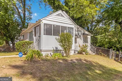 154 Lawton Street SW, Atlanta, GA 30314 - Photo 2