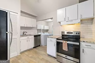 154 Lawton St SW, Atlanta, GA 30314 - Photo 10