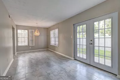 738 Dunaire Way, Jonesboro, GA 30238 - Photo 16