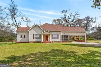 38 Bowden Street, Locust Grove, GA 30248 - Photo 2