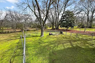 38 Bowden St, Locust Grove, GA 30248 - Photo 30