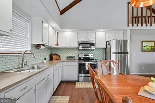 559 Maple Leaf Dr, Dillard, GA 30537 - Photo 6