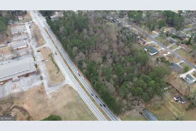 2424 Rockbridge Road, Stone Mountain, GA 30087 - Photo 2