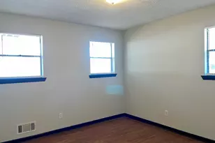 1032 Genny Ln, Riverdale, GA 30296 - Photo 10