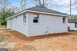 7 Jackson St, Barnesville, GA 30204 - Photo 6