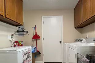 319 Greenbriar Dr, Byron, GA 31008 - Photo 8