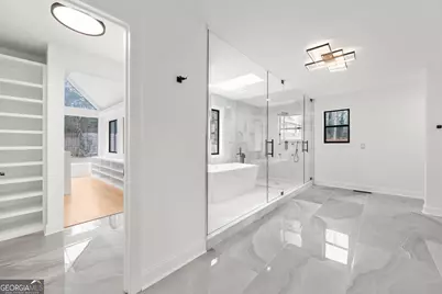 7025 Northgreen Drive, Sandy Springs, GA 30328 - Photo 18