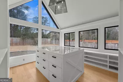 7025 Northgreen Drive, Sandy Springs, GA 30328 - Photo 20