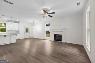 37 Ray St, Newnan, GA 30263 - Photo 6