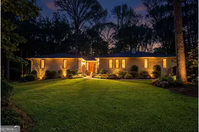 5666 Redcoat Run, Tucker, GA 30087 - Photo 2