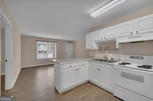 683 Grant St, Clarkesville, GA 30523 - Photo 12