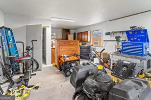 195 Mollie Bowen Ln, Cobbtown, GA 30420 - Photo 20