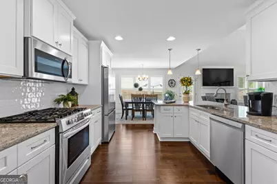 557 Lago Court, Lagrange, GA 30241 - Photo 8