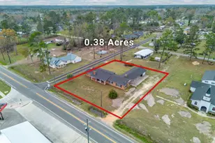 701 Van Streat, Nicholls, GA 31554 - Photo 2