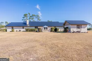 403 Rose Ln, Douglas, GA 31533 - Photo 6