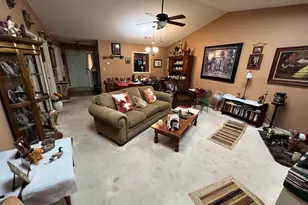 7159 Woodridge Ln, Union City, GA 30291 - Photo 10