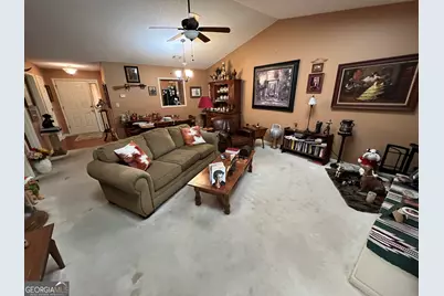 7159 Woodridge Lane, Union City, GA 30291 - Photo 12