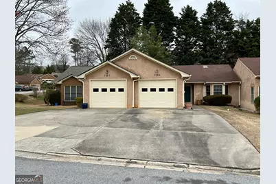 7159 Woodridge Lane, Union City, GA 30291 - Photo 2