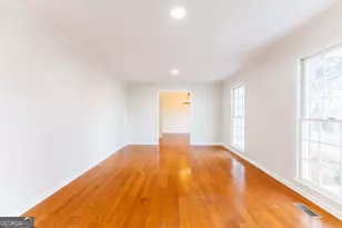 2307 Riverhill Dr, Valdosta, GA 31602 - Photo 12