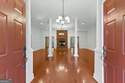 107 Cameron Pointe Drive, Lagrange, GA 30240 - Photo 4