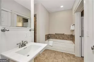 1015 Beachview Dr, Saint Simons, GA 31522 - Photo 8