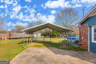 340 Floyd St, Royston, GA 30662 - Photo 8