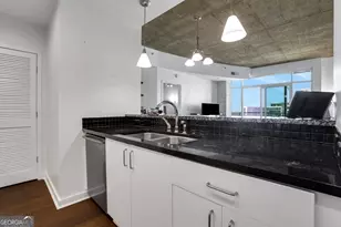 250 Pharr Rd NE, Atlanta, GA 30305 - Photo 4