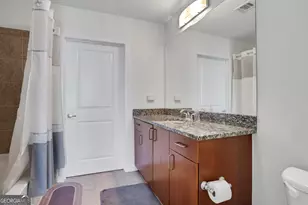 250 Pharr Rd NE, Atlanta, GA 30305 - Photo 22