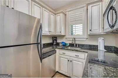 1015 Beachview Drive #306, Saint Simons, GA 31522 - Photo 4