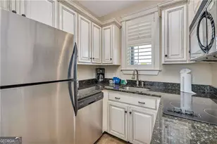 1015 Beachview Dr, Saint Simons, GA 31522 - Photo 4