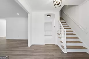 313 Summit Ridge Dr, Lawrenceville, GA 30046 - Photo 2