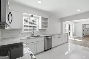 313 Summit Ridge Dr, Lawrenceville, GA 30046 - Photo 10