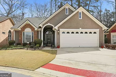 207 Masters Drive S, Peachtree City, GA 30269 - Photo 1