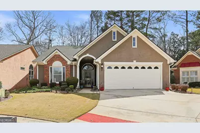 207 Masters Drive S, Peachtree City, GA 30269 - Photo 2