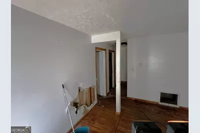 4256 Lindsey Drive, Decatur, GA 30035 - Photo 6