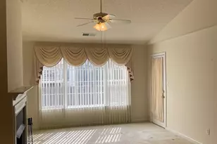 1015 Holly Dr, Gainesville, GA 30501 - Photo 4