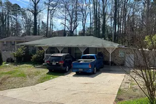 935 Slash Pine Rd, Forest Park, GA 30297 - Photo 2
