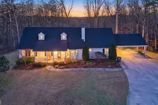 81 McMurray Circle, Toccoa, GA 30577 - Photo 2