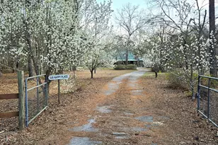 1851 I G Lanier Rd, Pembroke, GA 31321 - Photo 1