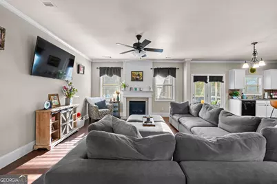 190 Tudor Way, Senoia, GA 30276 - Photo 14