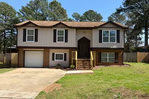 9292 Settlers Grove Rd NE, Covington, GA 30014 - Photo 1