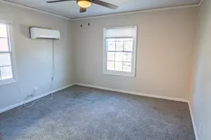 2541 Jewel St, East Point, GA 30344 - Photo 12