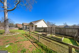 529 North Point Cir, Hartwell, GA 30643 - Photo 4