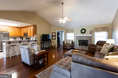 164 Laurel Lane, Social Circle, GA 30025 - Photo 4