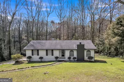 611 Navarre Drive, Stone Mountain, GA 30087 - Photo 2