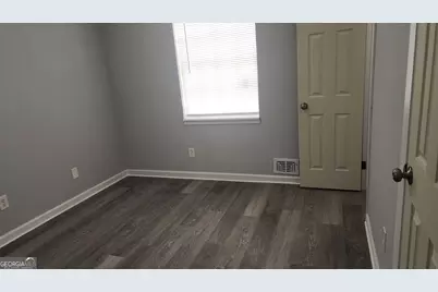 8423 Avalon Drive, Riverdale, GA 30274 - Photo 6